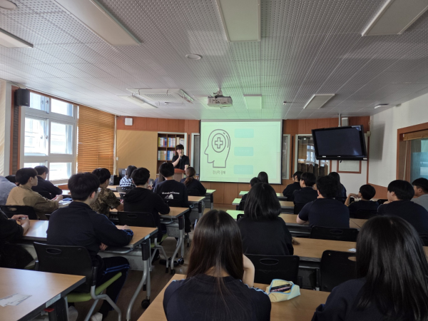 삼가중학교 요청, 장애인식개선 교육 강의 진행