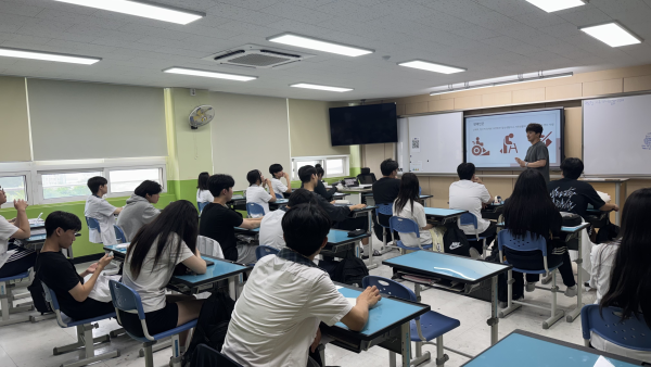 구암고등학교 요청, 장애인식개선 교육 강의 진행